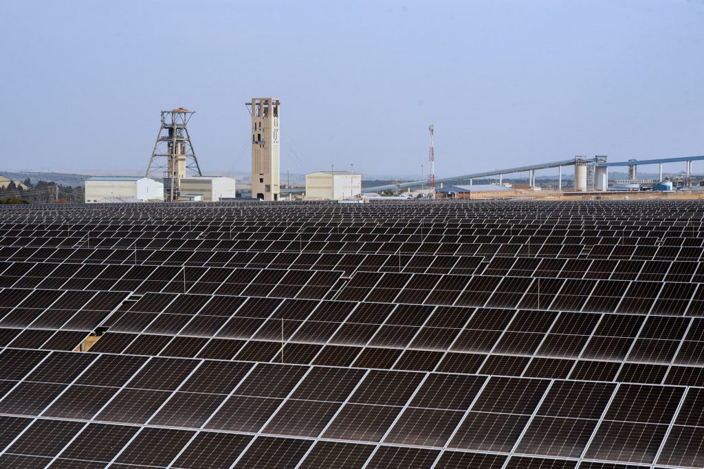 Egypt Secures $560 Million Solar Mega-Project